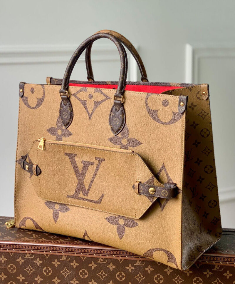 Louis Vuitton OnTheGo Voyage M46823 Brown